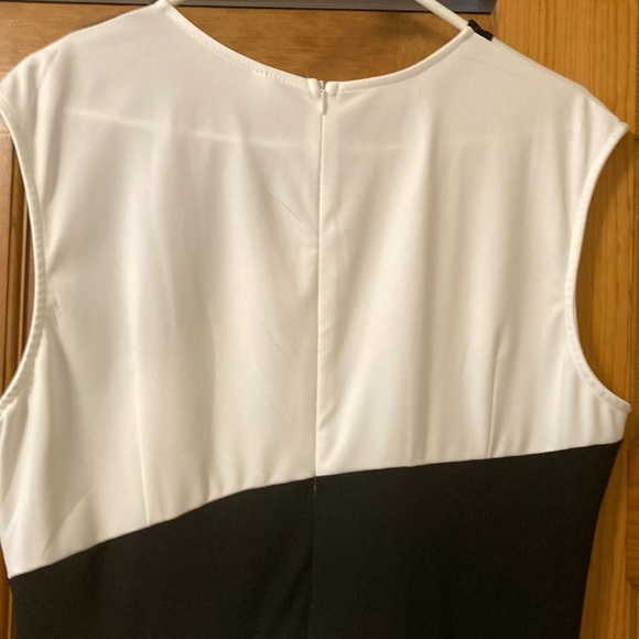 White and Black Asymmetrical A-Line Dress - Picture 4 of 7